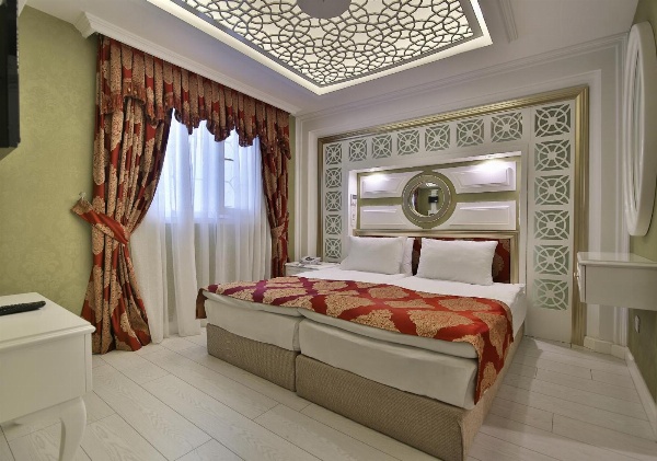 Hotel Queens Land Main image